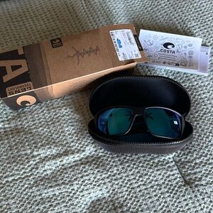 Costa Del Mar; Reefton Pro sunglasses